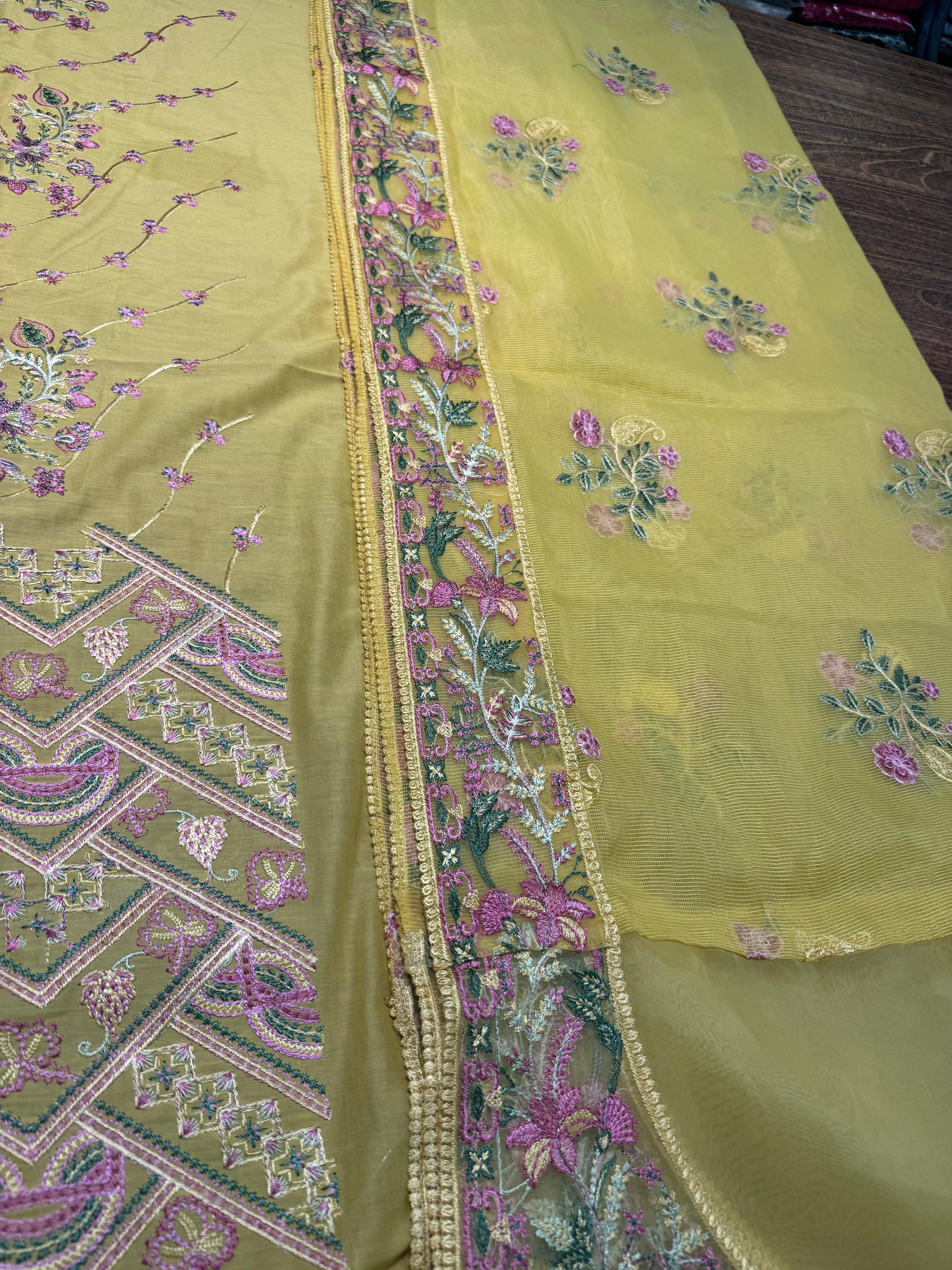 Kanwal Malik – Zesty Bloom | Luxury & Summer Lawn 2025 Collection