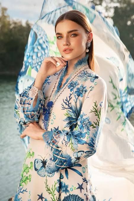 Maria B MPrint – Elegant Luxury Lawn Suit | Summer Chic 2025 Edition