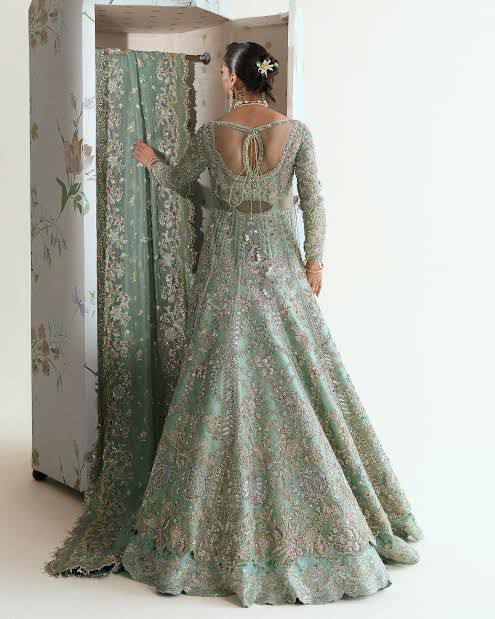 Suffuse by Sana Yasir White Chiffon Bridal Dress – Hand-Embellished Wedding Edition