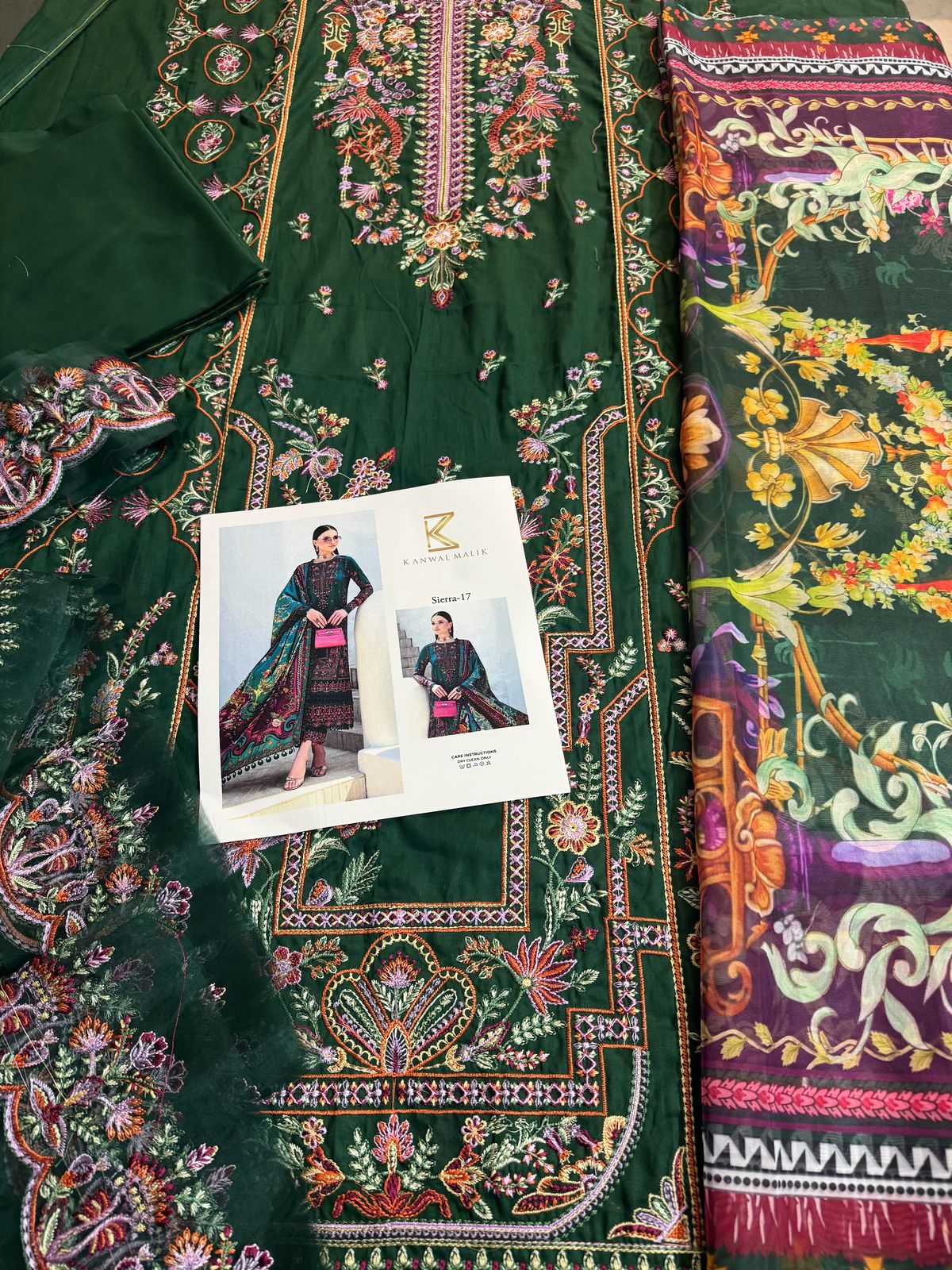 Kanwal Malik Luxury Lawn 2025 | Regal Emerald Bloom – Spring/Summer Edition