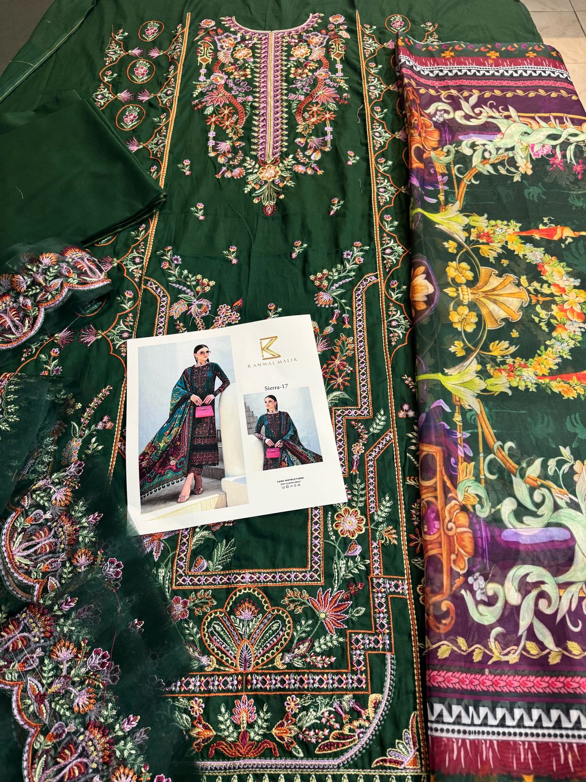 Kanwal Malik Luxury Lawn 2025 | Regal Emerald Bloom – Spring/Summer Edition
