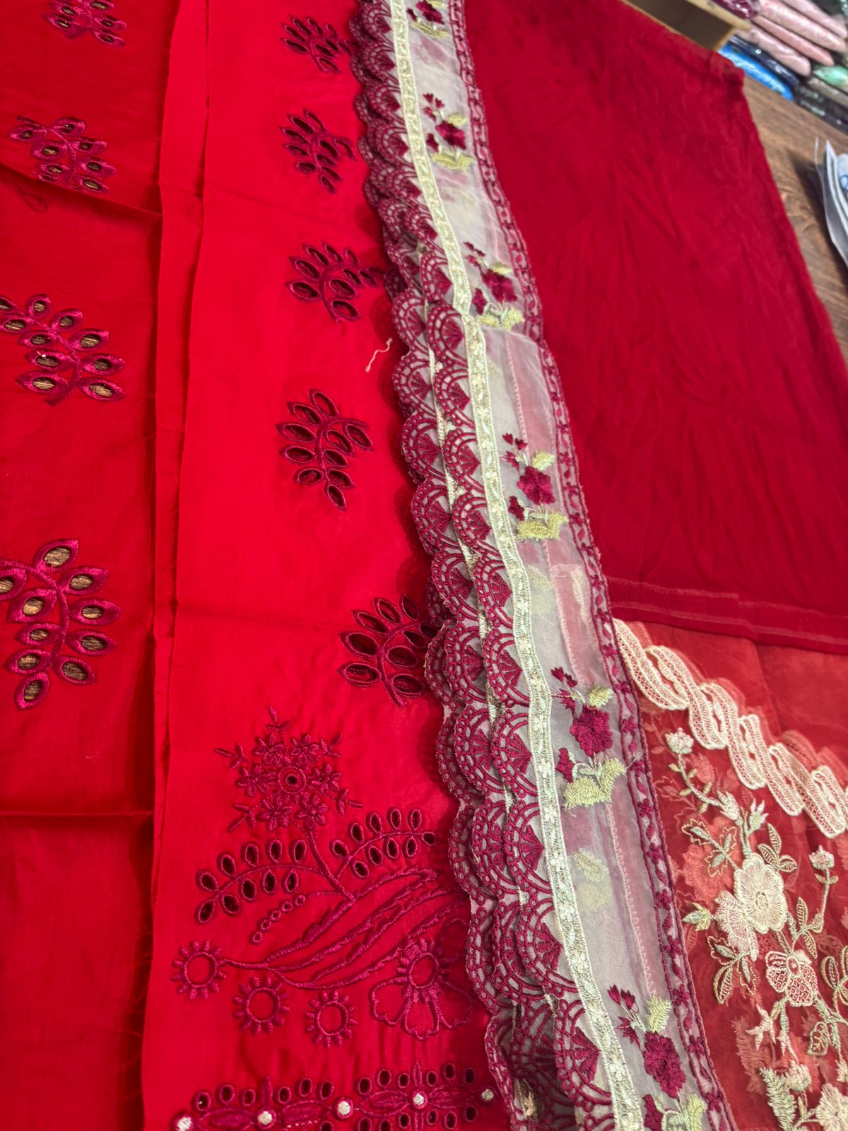 Saira Shakira Luxury Lawn – Crimson Bloom | Summer ’25 Elegance & Embroidered Grace