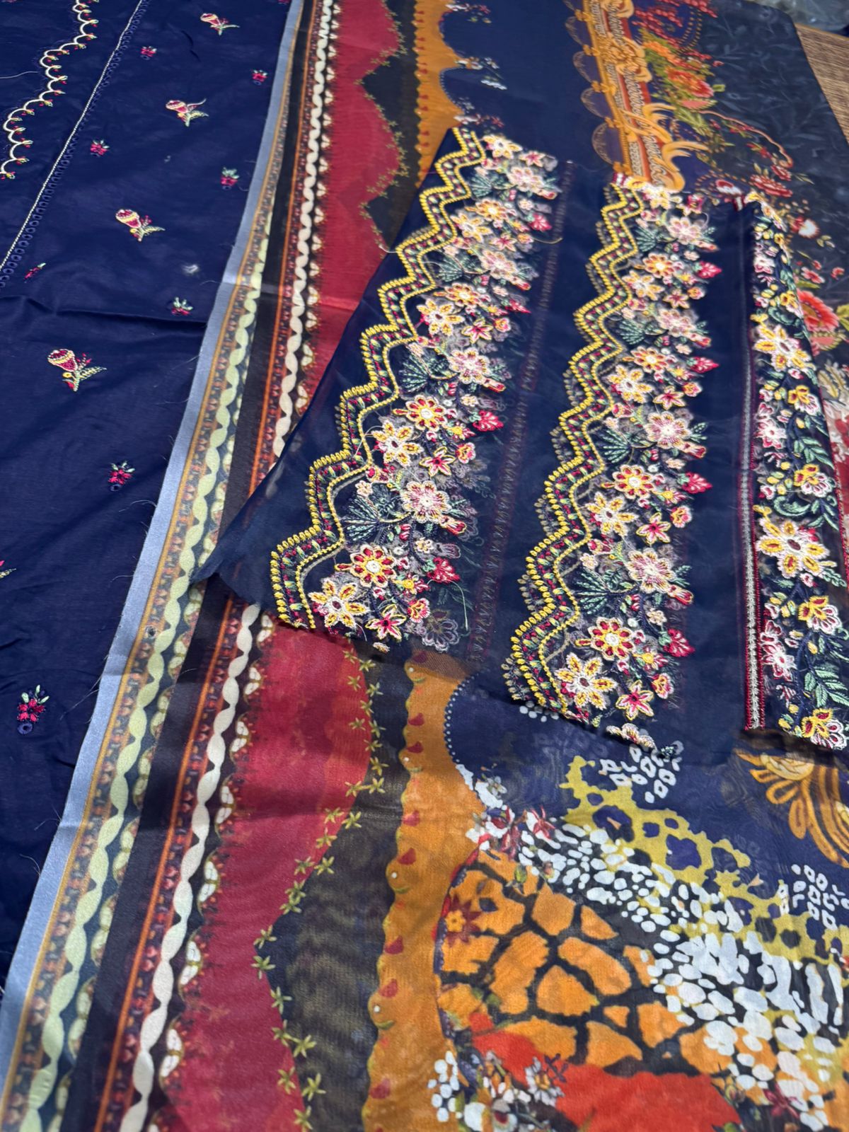 Kanwal Malik Enigmatic Navy Luxury Lawn – Elegance Reimagined for Summer