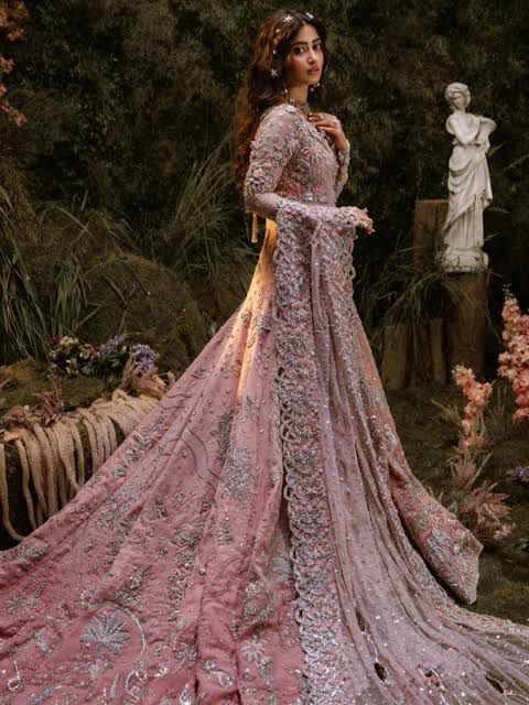 Maria B | Powder Peach 16-Panelled 3D Gotta Lehenga