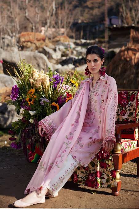 Zaha Pink Unstitched Luxury Summer Lawn 3 Piece Suit | Clothesforum
