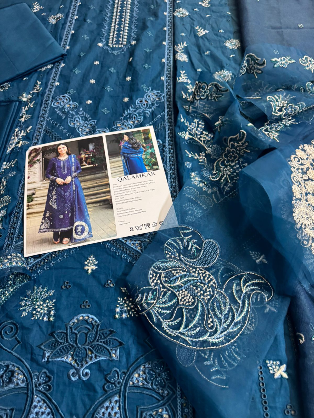 Qalamkar Luxury Lawn Eid Collection 2025 – Bold Elegance Meets Festive Flair
