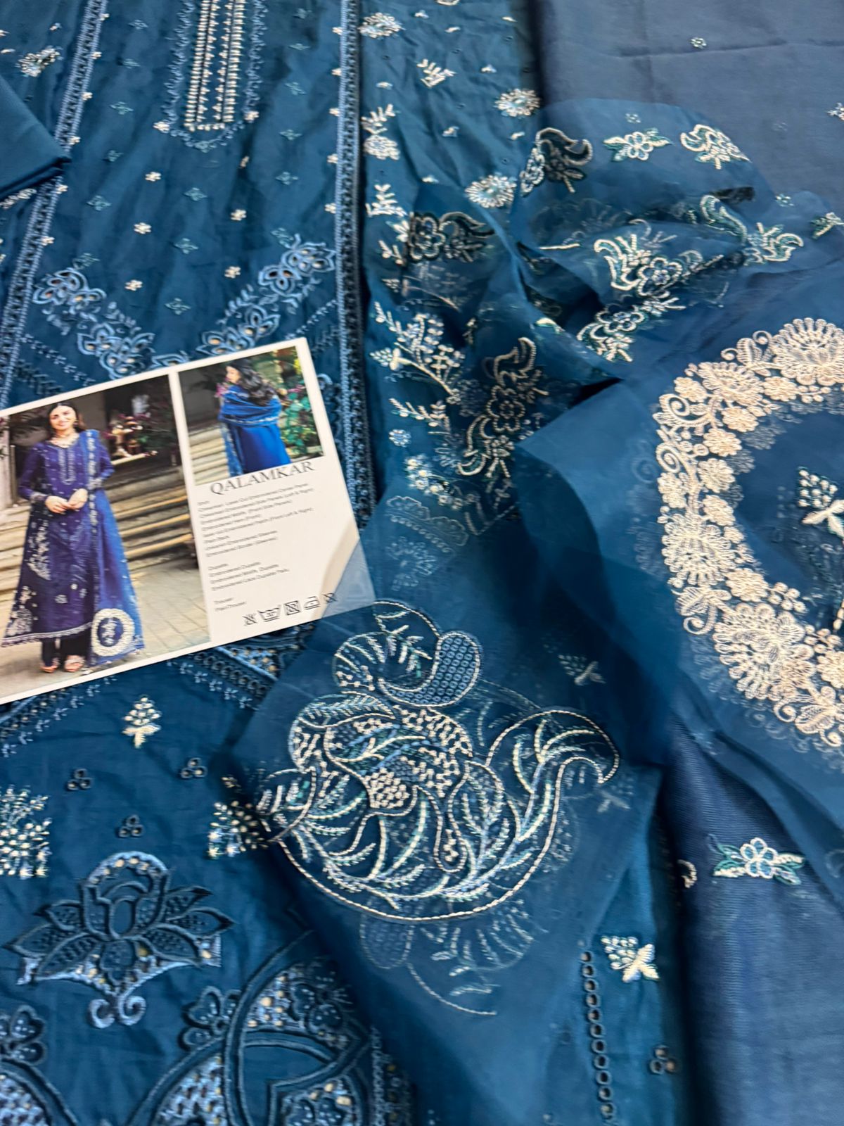 Qalamkar Luxury Lawn Eid Collection 2025 – Bold Elegance Meets Festive Flair