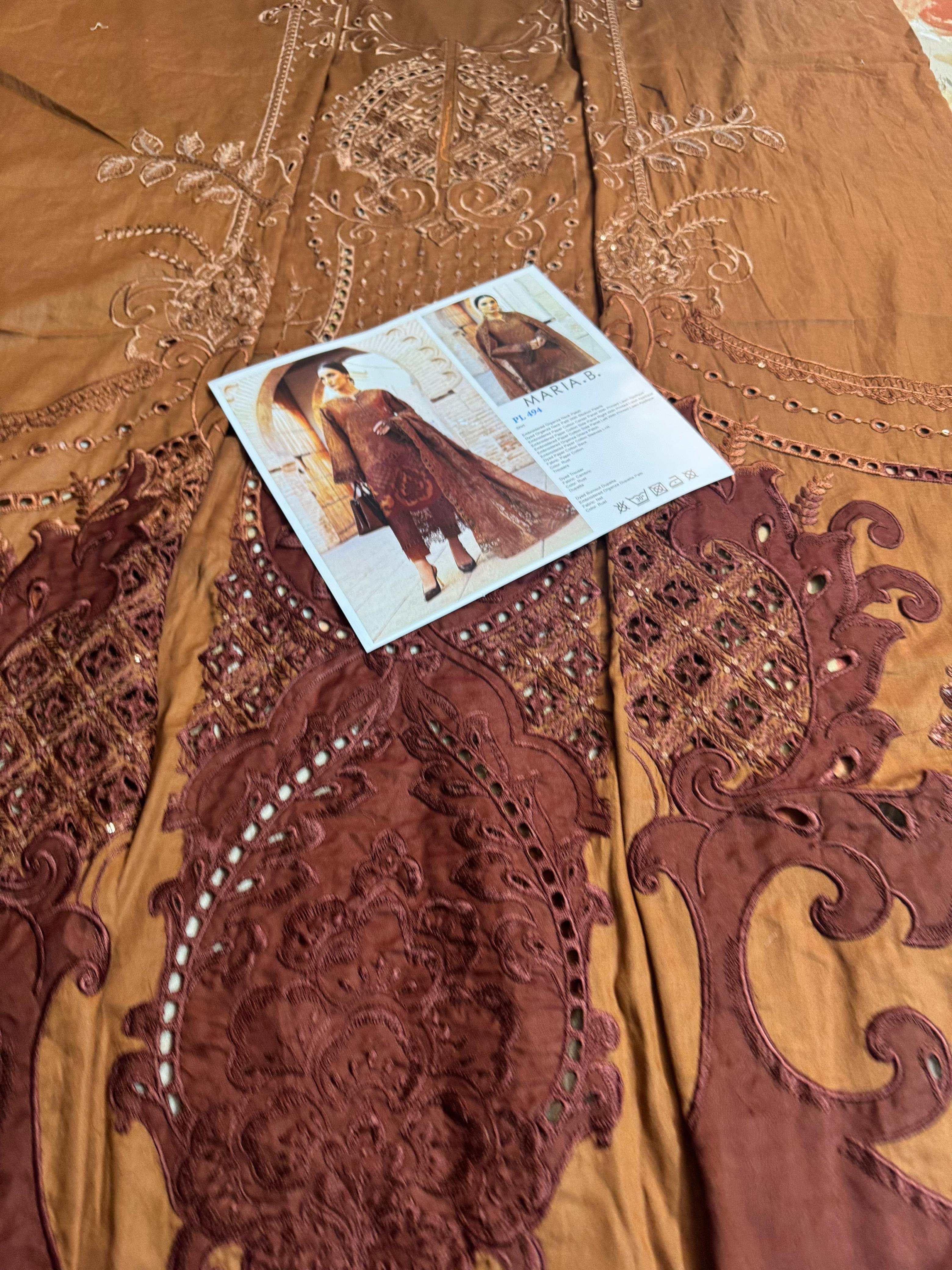 Maria B Voyage à Luxe x Morocco – Luxe Brown Embroidered Lawn Elegance