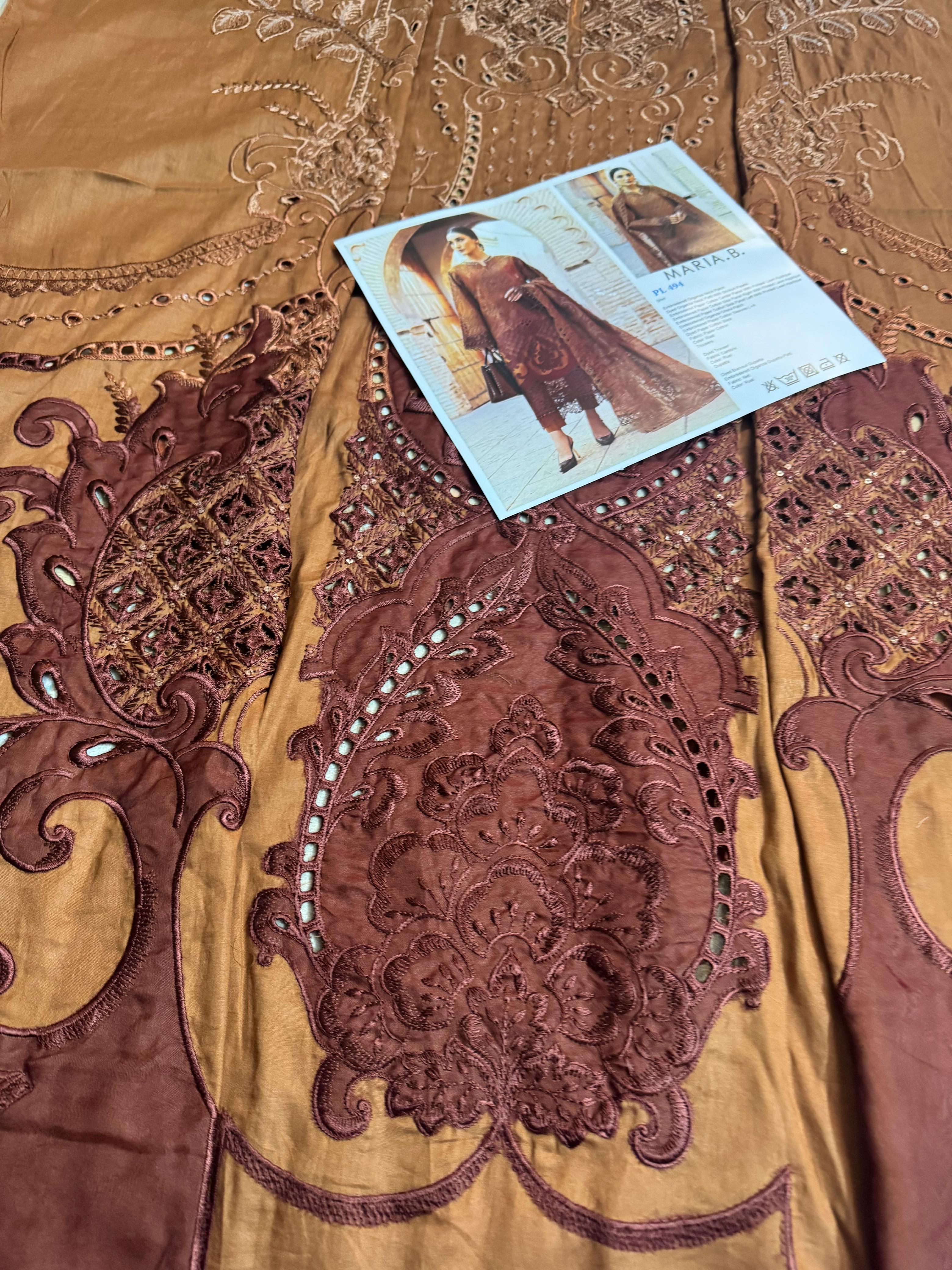Maria B Voyage à Luxe x Morocco – Luxe Brown Embroidered Lawn Elegance